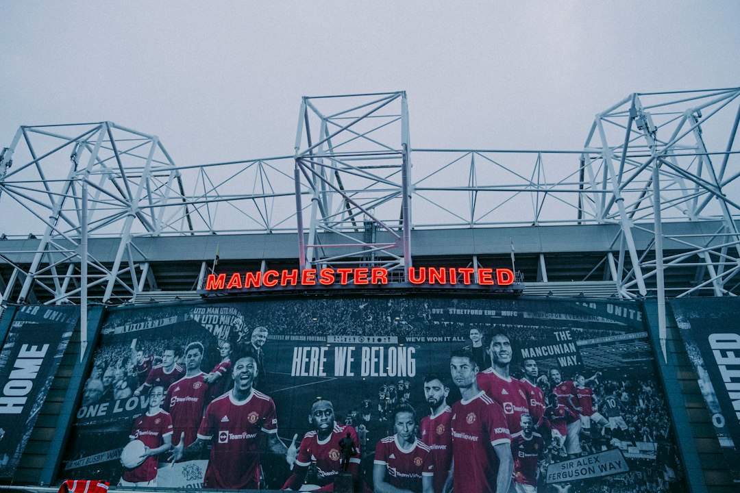 Manchester United Visa: En Komplett Guide til Fordeler og Bruk